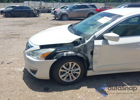 2014 Nissan Altima 2.5/S/Sv/Sl z USA, uszkodzony, nr VIN 1N4AL3AP5EC170634